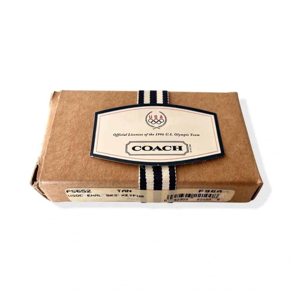 NWT 𝑅𝑎𝑟𝑒 𝑉𝑖𝑛𝑡𝑎𝑔𝑒 Coach | 1996 US Olympic Team Collection Keyfob - Picture 9 of 10